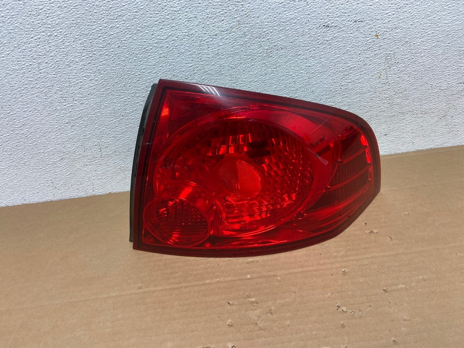 2004 2005 2006 Nissan Sentra Right Passenger Rh Side Tail Light AD4176 LK0