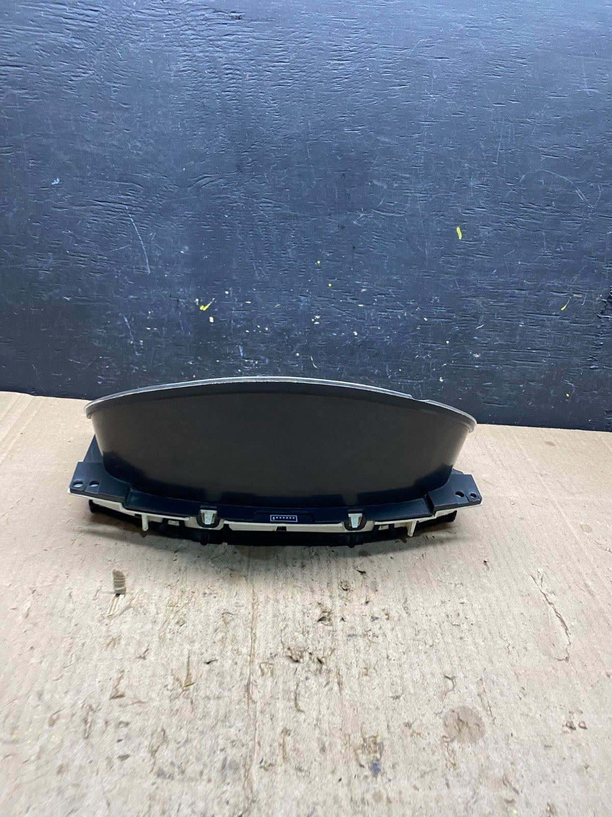 2004 to 2007 Chevrolet Express Speedometer Cluster Gauge OEM P1862 DG3