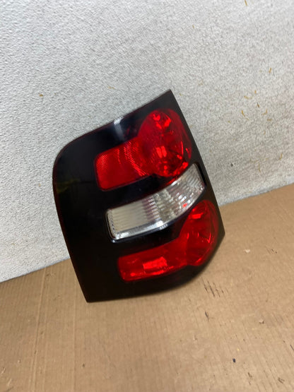 2006 to 2010 Ford Explorer Left Driver Lh Side Tail light AI8407 LK2