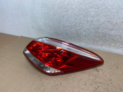 2011 - 2014 Nissan Murano Right Passenger Side RH Tail Light AI2463 LK1