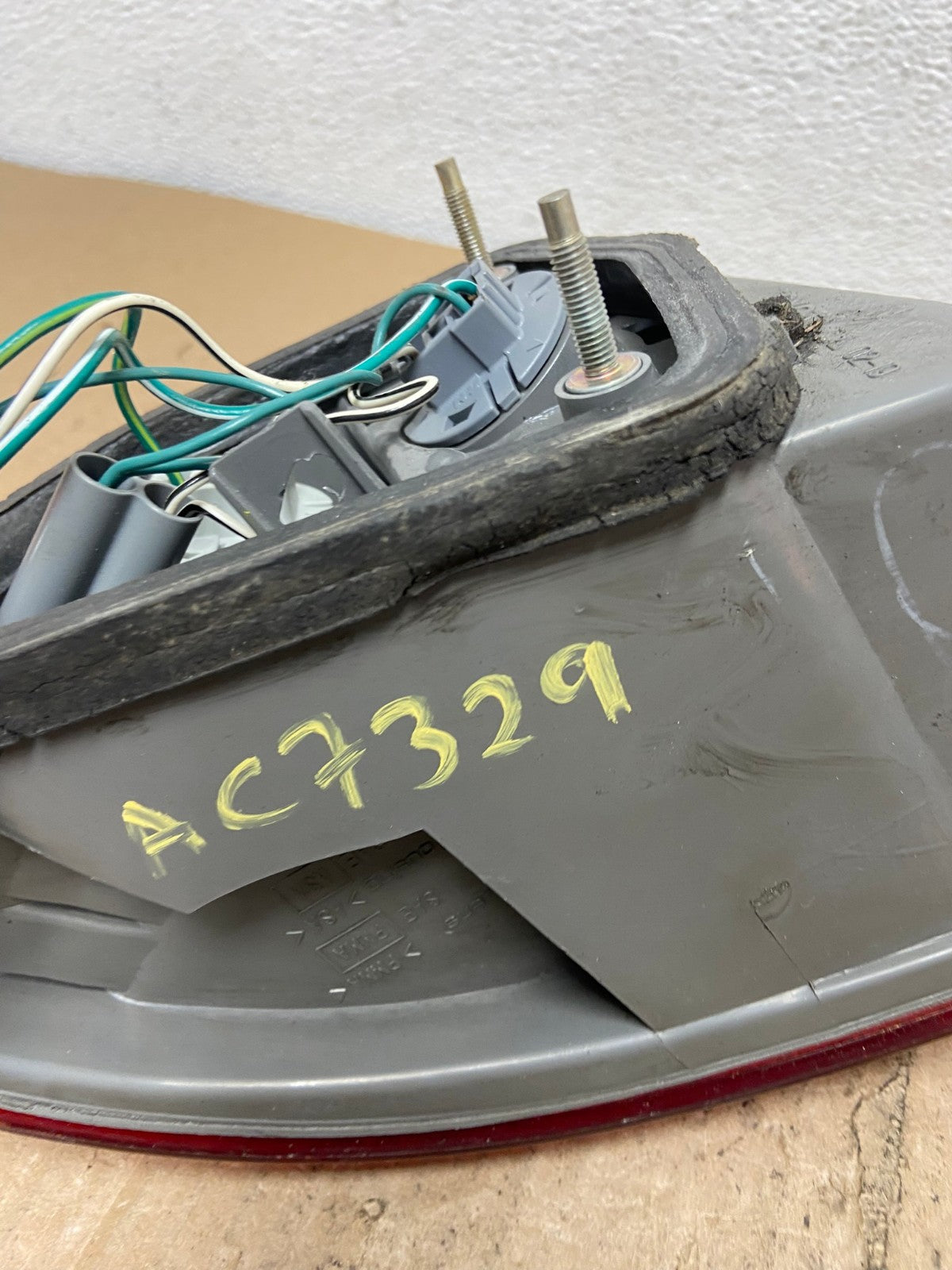 1998 1999 2000 Toyota Corolla Right Passenger Side Tail light AC7329 LK6