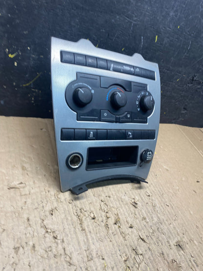 2005 2006 2007 Jeep Commander Grand Cherokee A/C Climate Control Bezel T1818 DG2
