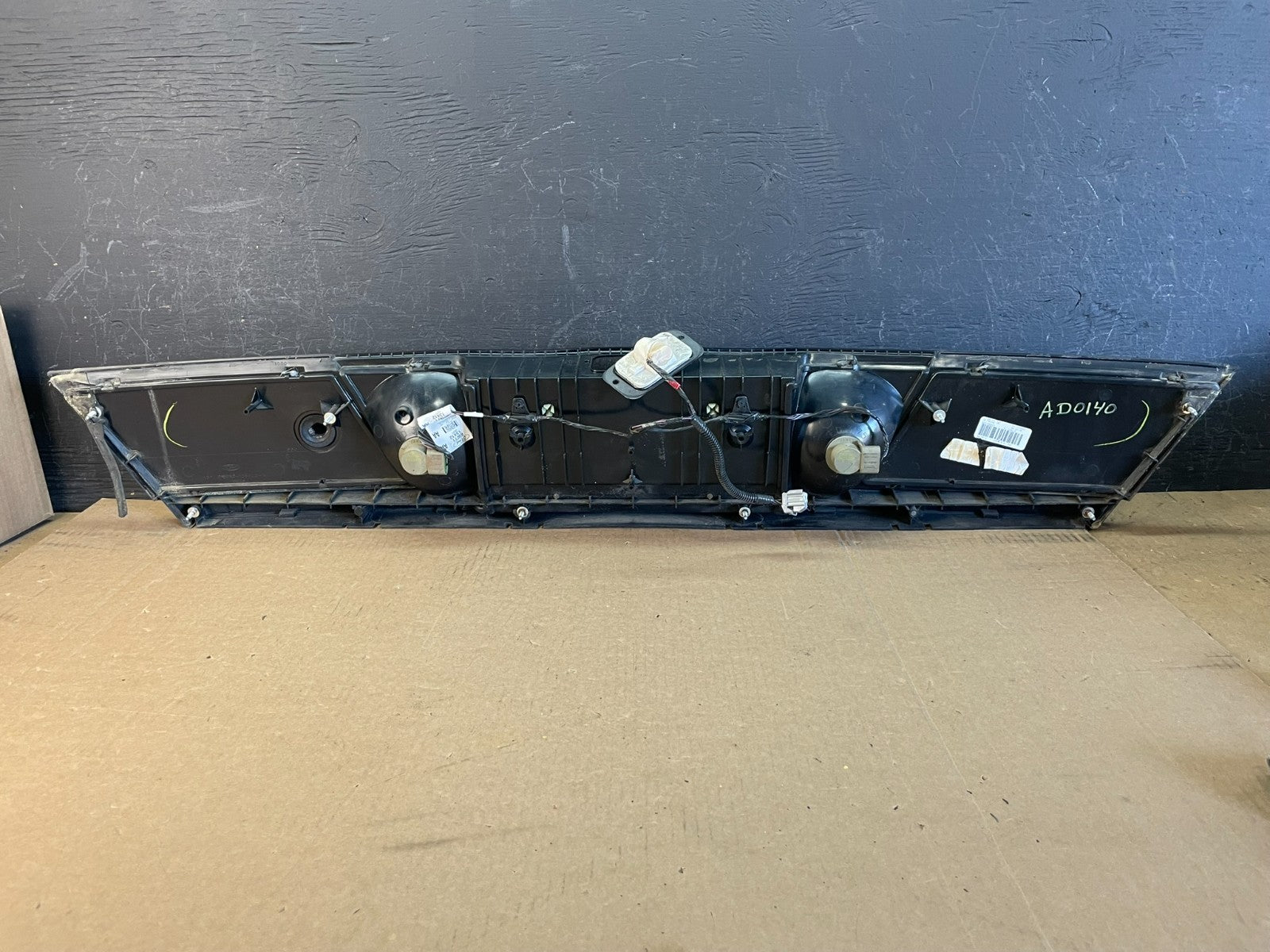1998 - 2011 Ford Crown Victoria Trunk Rear Garnish License Plate Panel AD0140 DG5