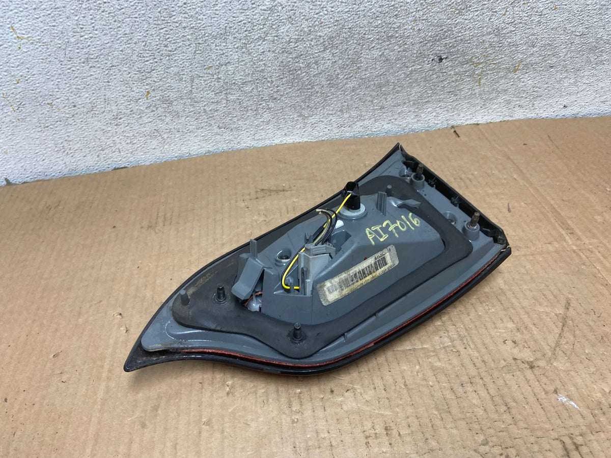 2014 to 2018 Jeep Cherokee Left Driver LH Side Inner Tail Light AI7016 LK5