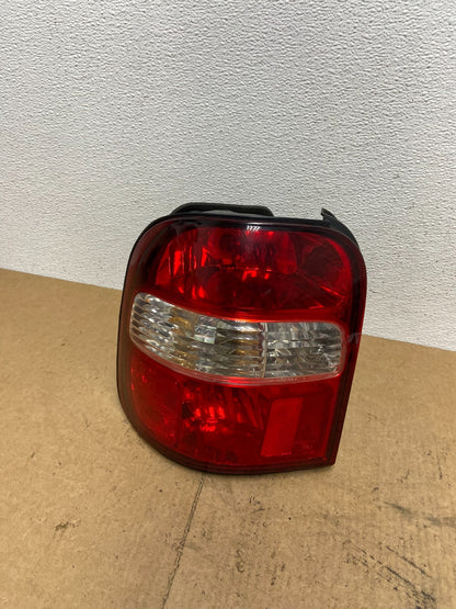 1998 to 2002 Kia Sportage Left Driver LH Side Tail Light Oem AC3400 DW0