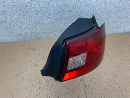 2000 - 2003 Mercury Sable Sedan Right Passenger Rh Side Tail Light OEM S4342 DW1