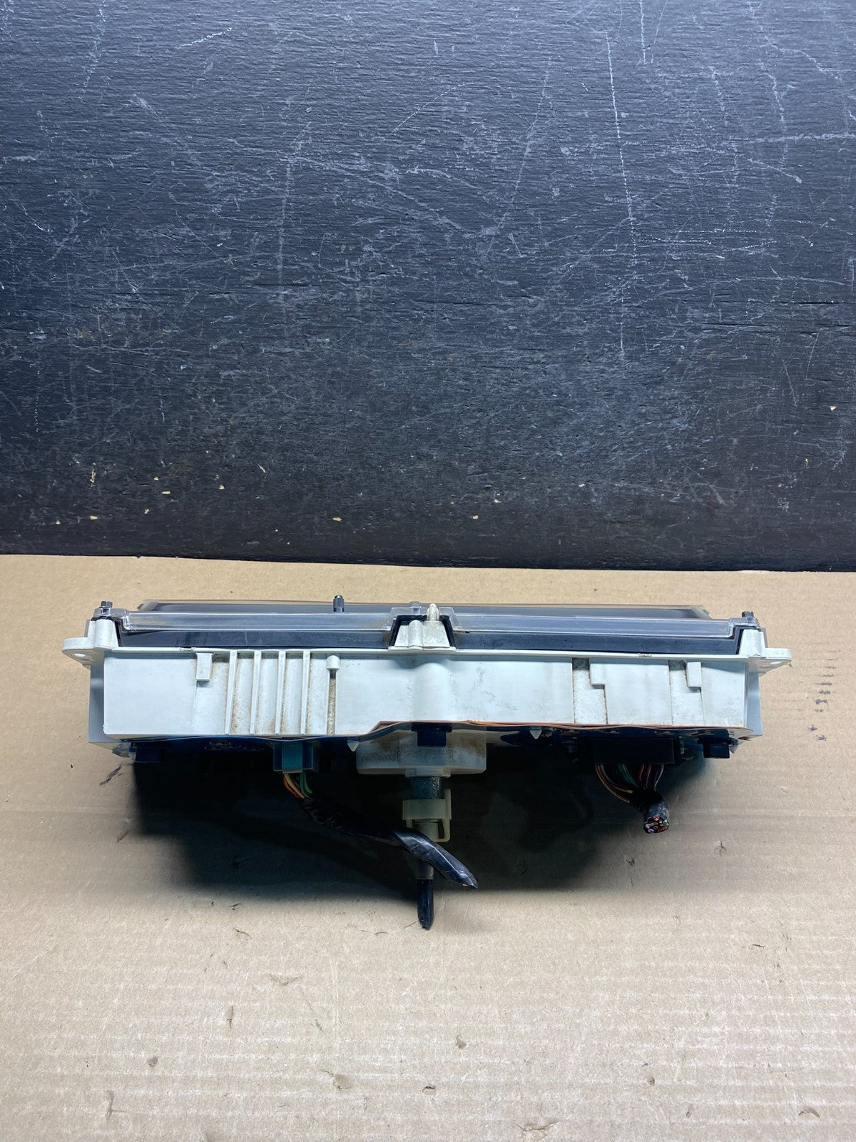 1987 to 1991 Ford F150 F-Series Bronco Speedometer Cluster Gauge AH9786 DW3