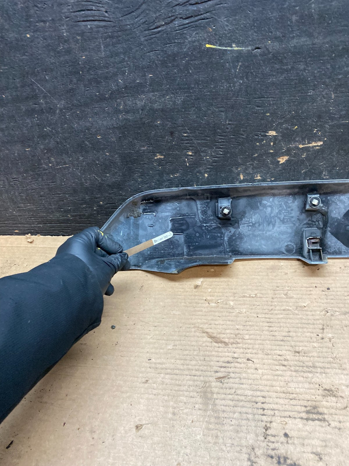 2007 to 2013 Mitsubishi Outlander Rear Hatch Tailgate Trim Molding OEM V9515 DG13