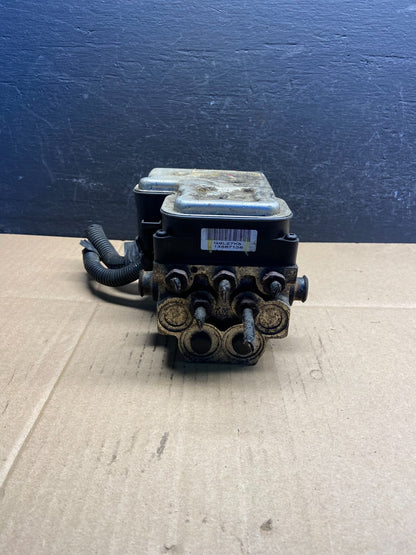 2004-07 Chevrolet Express ABS Pump Control 13567136 Module AD1784 DG1