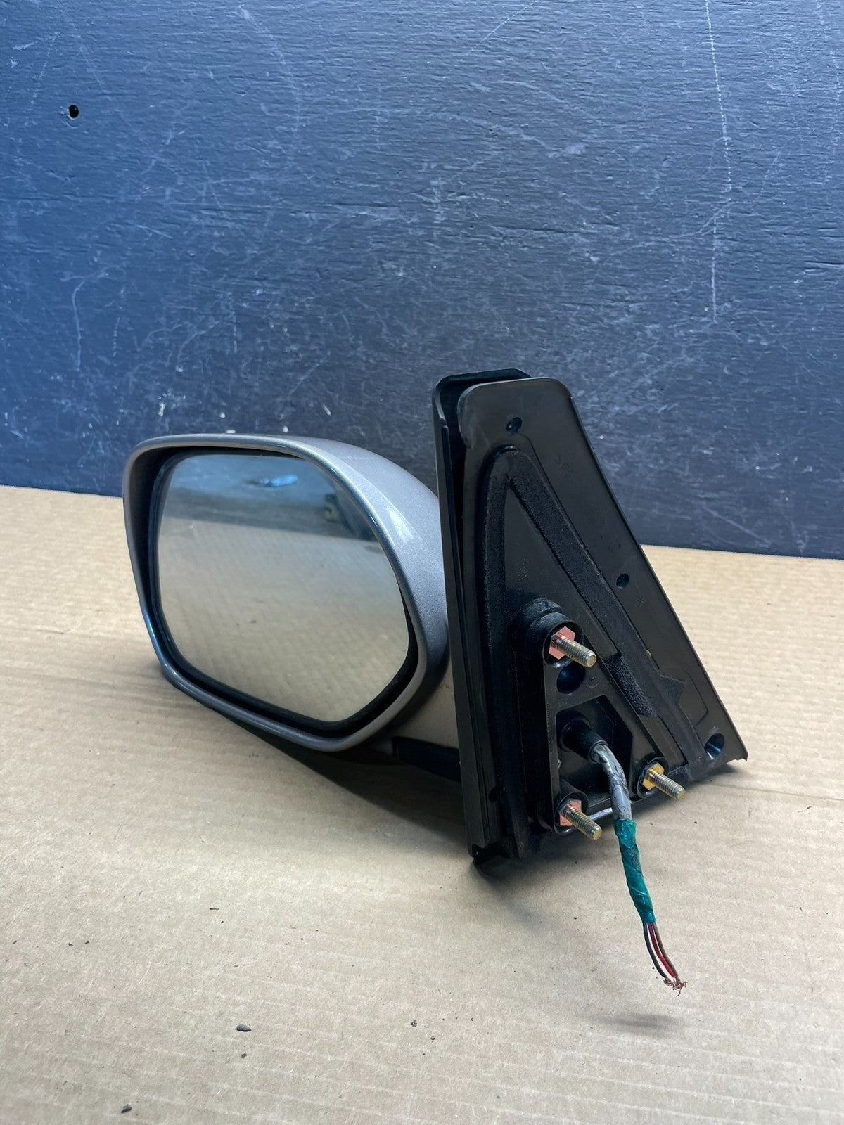 2004 to 2006 Scion XB Left Driver LH Side View Door Mirror AF6743 MS9
