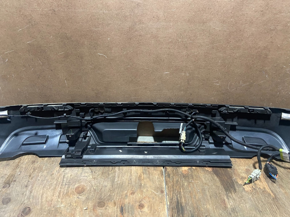 2020 to 2023 Ford Explorer Police Interceptor Rear Upper Bumper Cover Ah8581 PS5