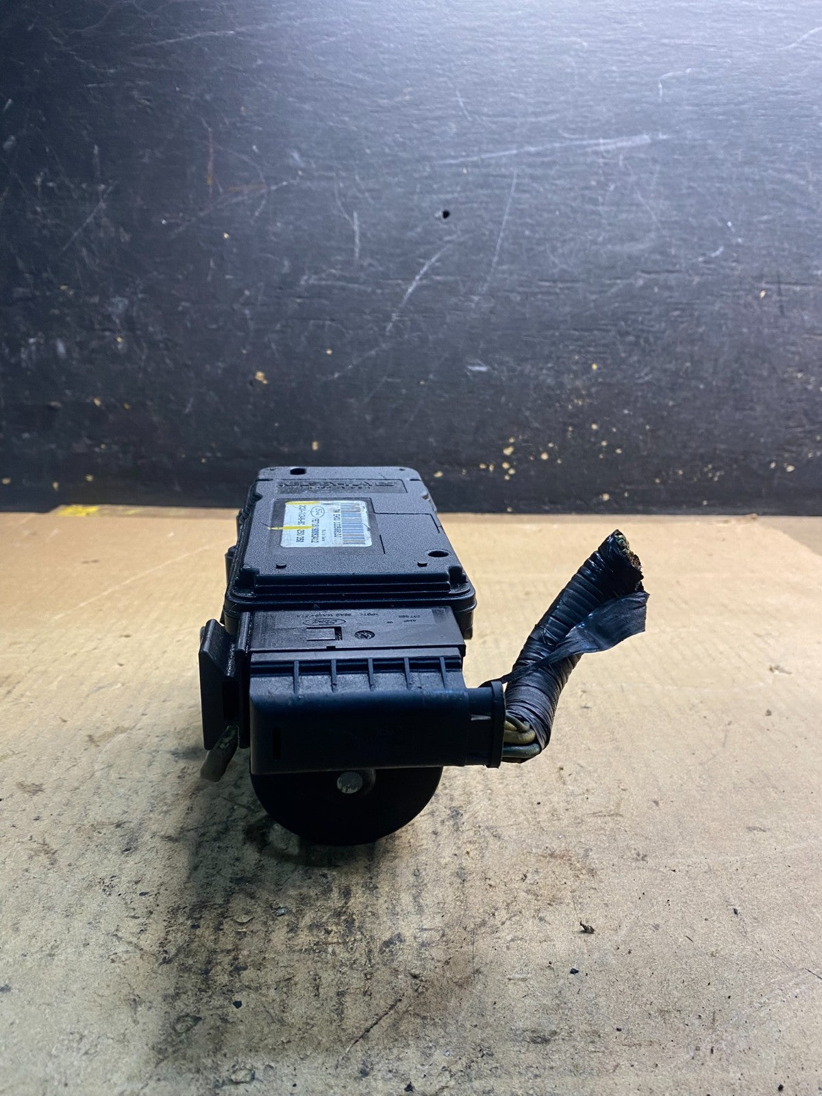 2009 2010 Ford E250 E350 Econoline Anti-Lock ABS Antilock Brake Pump Z2413 DG3