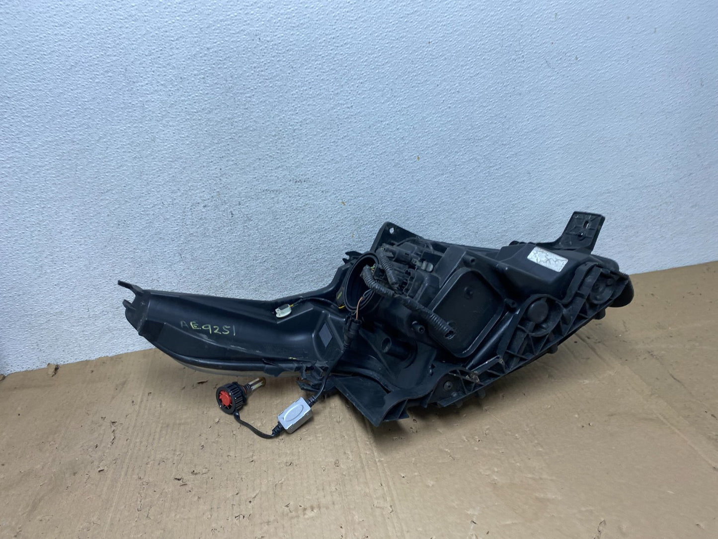 2011 to 2015 Ford Explorer Left Driver LH Halogen Headlight AE9251 DW7