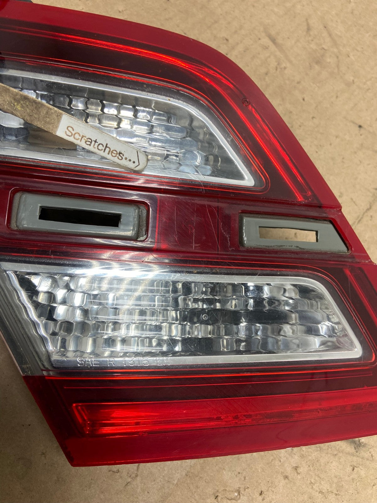 2013 to 2018 Ford Taurus Left Driver Lh Side Tail Light Inner AG5495 LK3