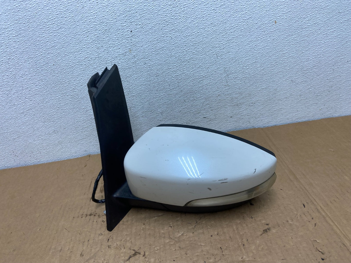 2013 to 2016 Ford C-Max Left Driver Side View Door Heated Mirror ac7691 DG0