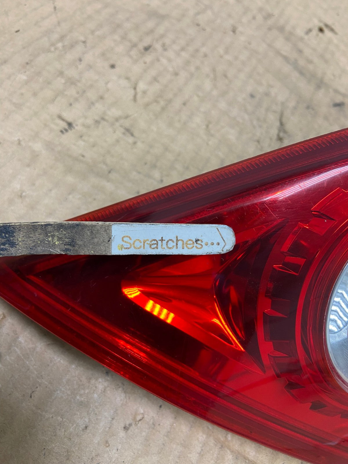 2008 - 2015 Nissan Rogue Left Driver Side Tail Light Inner AI8146 LK3