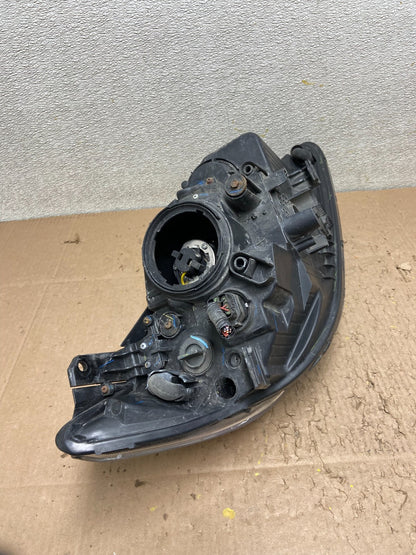 2014 to 2015 Kia Sorento Left Driver LH Side Headlight Halogen Oem Y3344 DW5