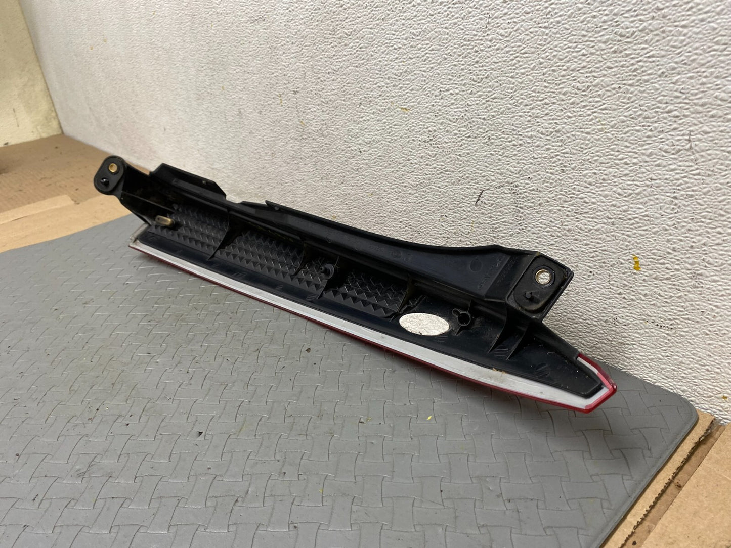 2003 to 2006 Volvo XC90 Left Driver LH Side Upper Tail Light OEM A8973 DG16