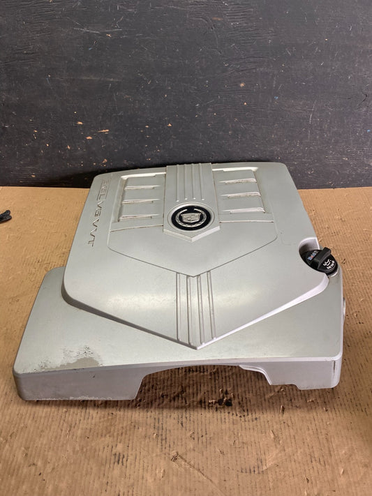 2004 to 2007  Cadillac CTS 3.6L Plastic Engine Cover Shield OEM P5779 DG0