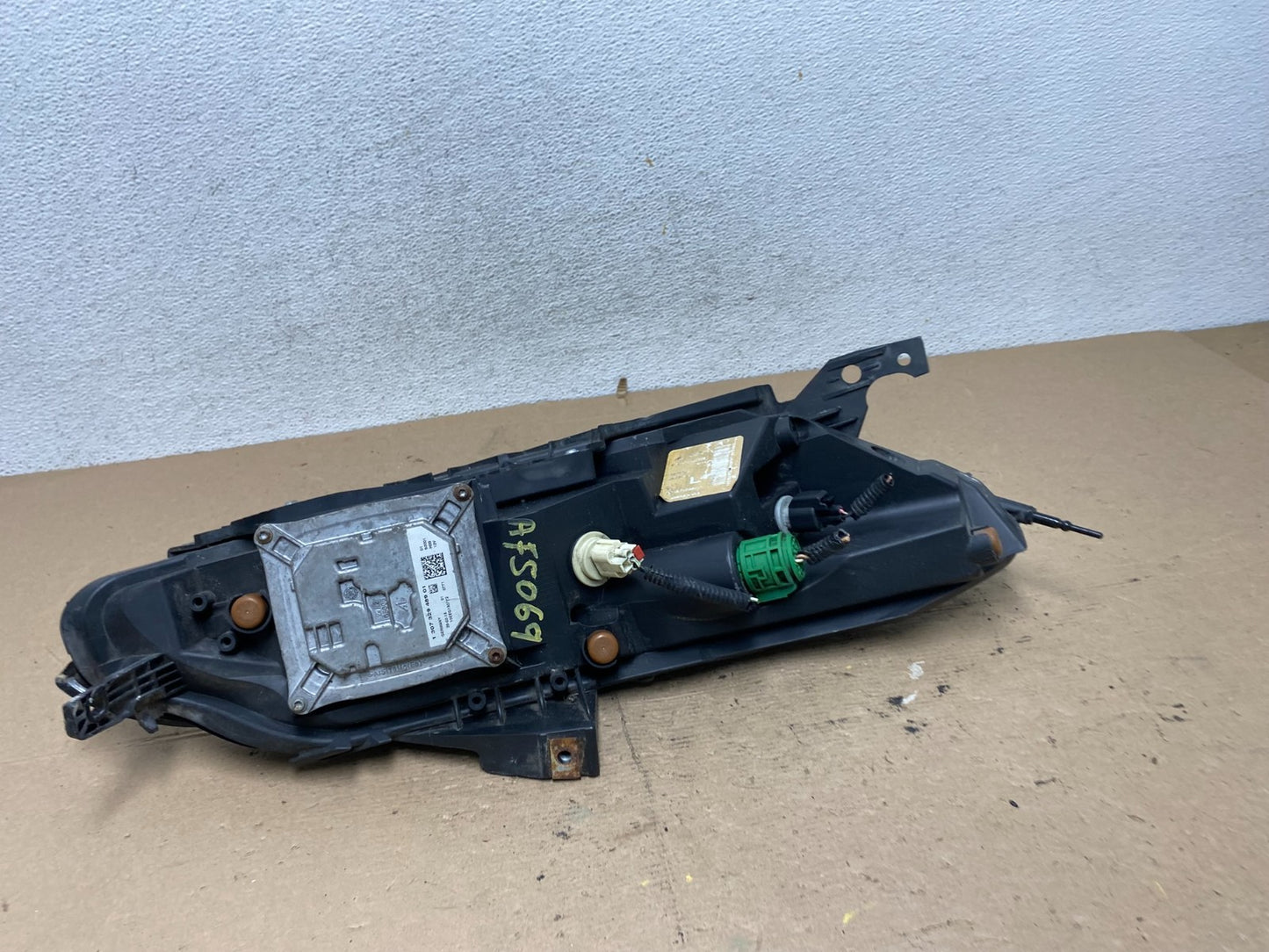 2014 - 2018 Jeep Cherokee Left Driver LH Side LED Headlight AF5069 DW5