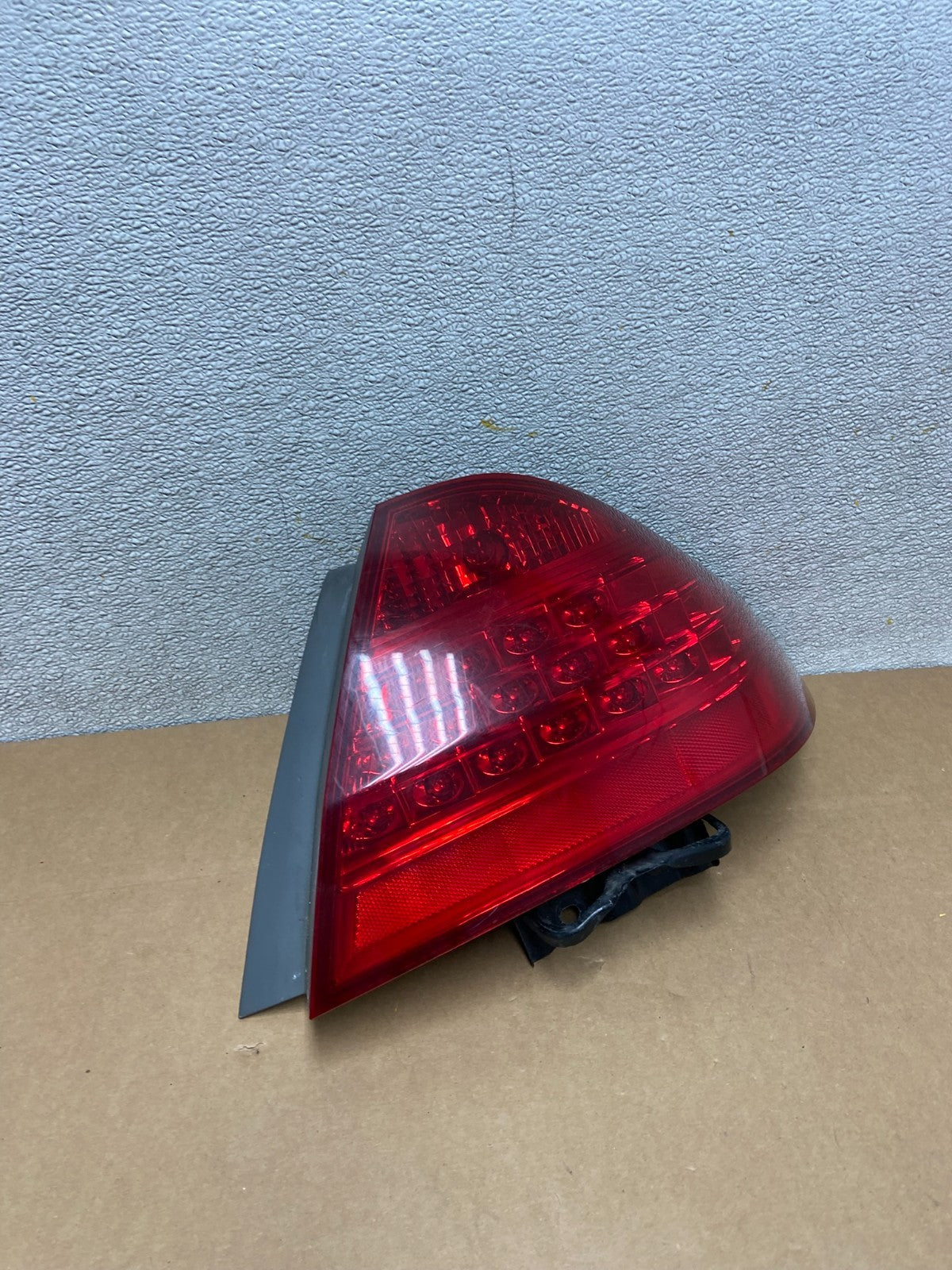 2006 - 2007 Honda Accord Right Passenger Side Tail light Oem Z6553 DW2