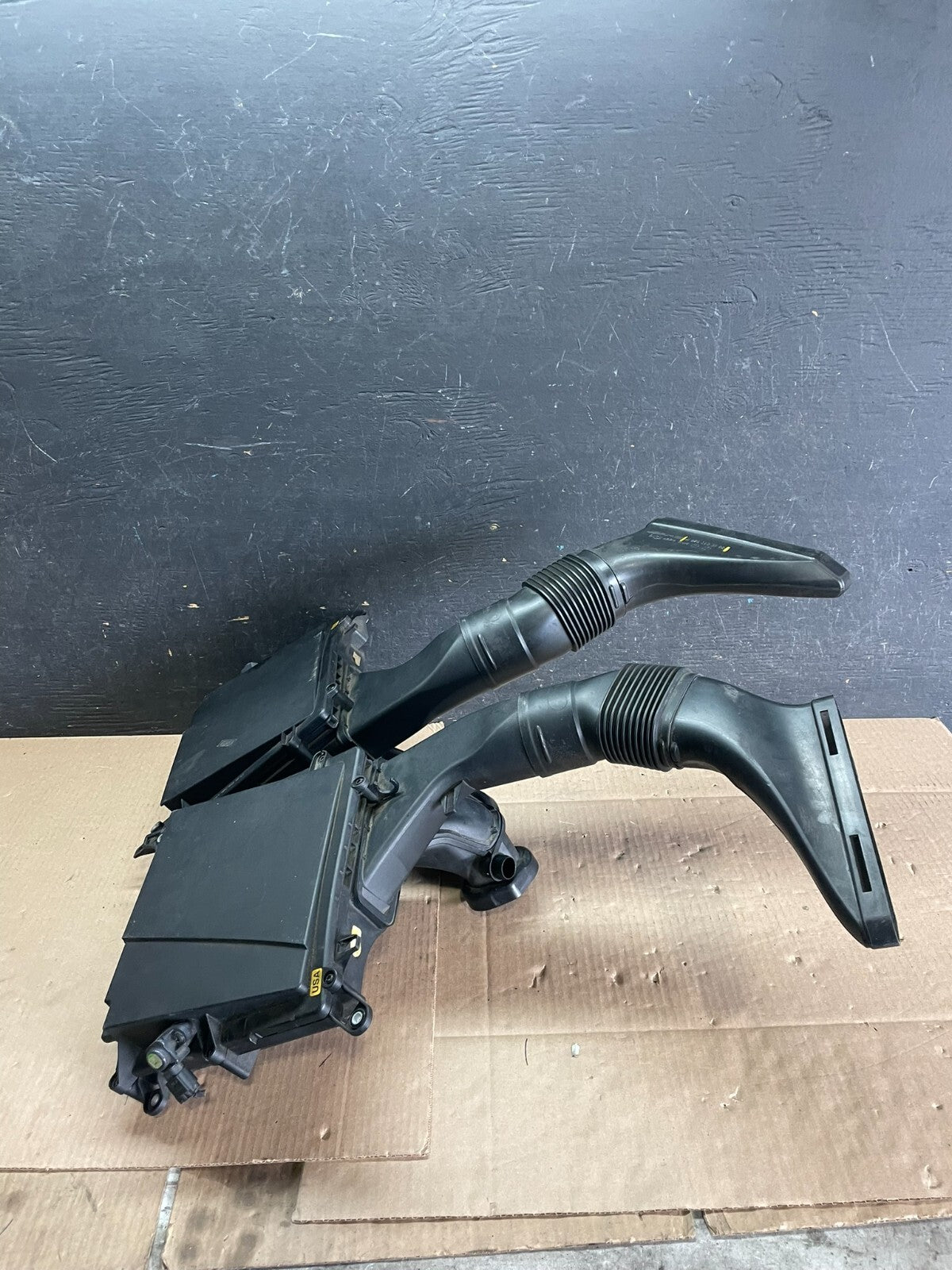 2014 to 2017 Mercedes S550 Air Intake Left+Right Set Hose Pipe Tube M6378 DG3