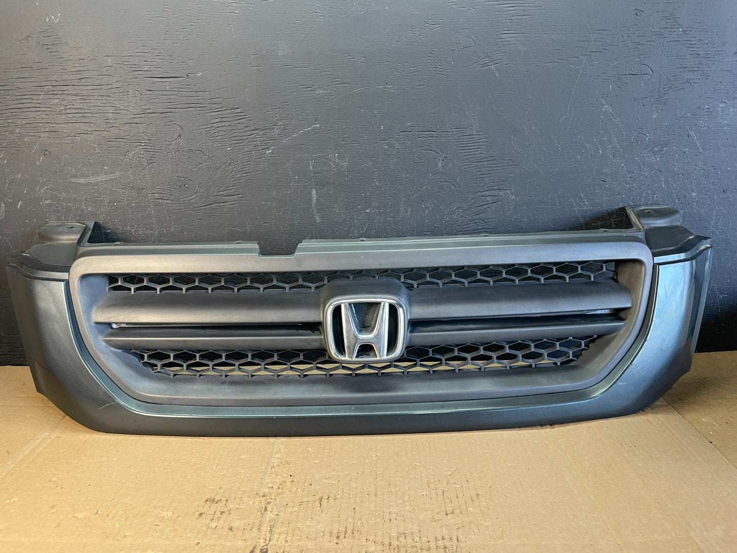 2003 2004 2005 Honda Pilot Front Upper Grill Grille AC5427 DG0