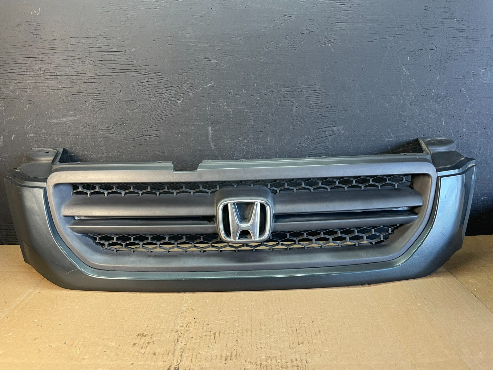 2003 2004 2005 Honda Pilot Front Upper Grill Grille AC5427 DG0