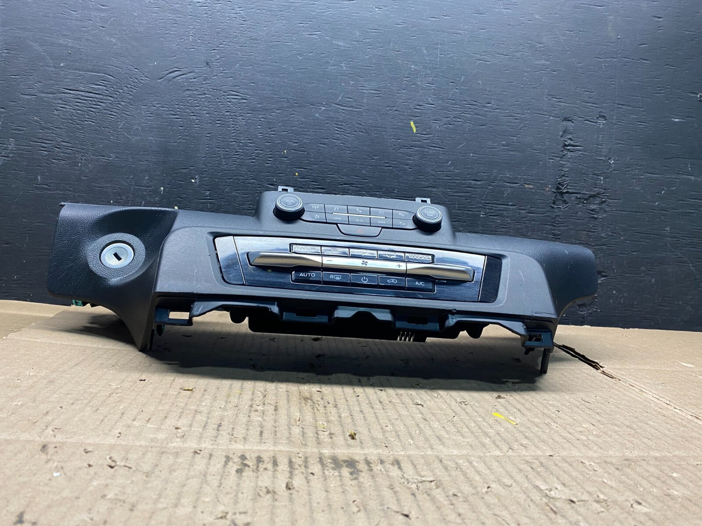 2020 to 2023 Ford Explorer Radio Climate Control Panel Trim L6796 PS1