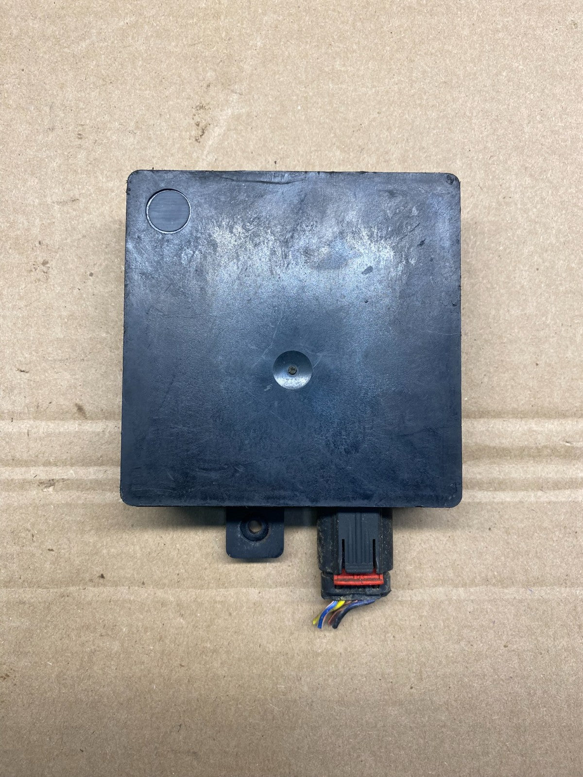 2010 to 2012 Lincoln MKT Blind Spot Control Module Radar Computer AE2217 DG1
