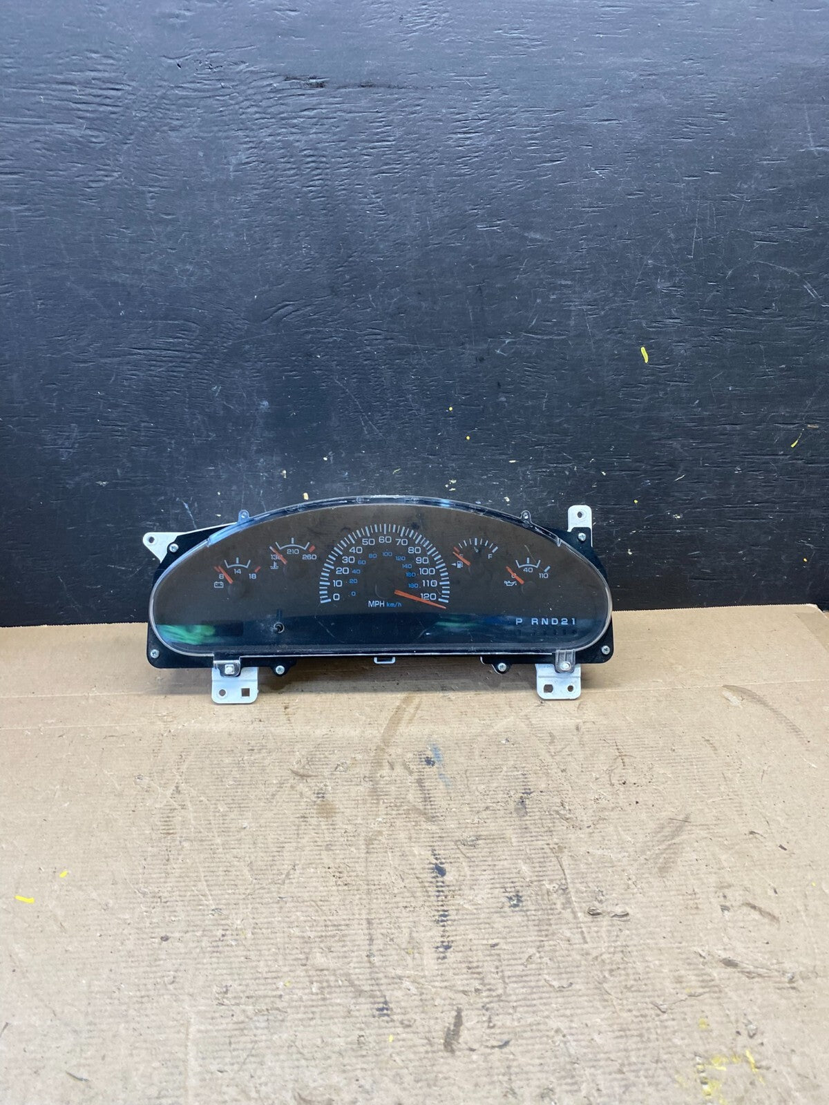 2006 Dodge Van Speedometer Cluster Gauge P56021000AI N9572 DG0