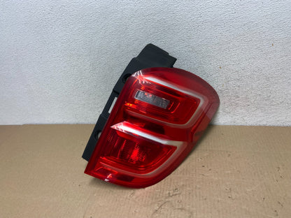 2016 to 2017 Chevrolet Equinox Right Passenger RH Side Tail Light AG5901 DW0