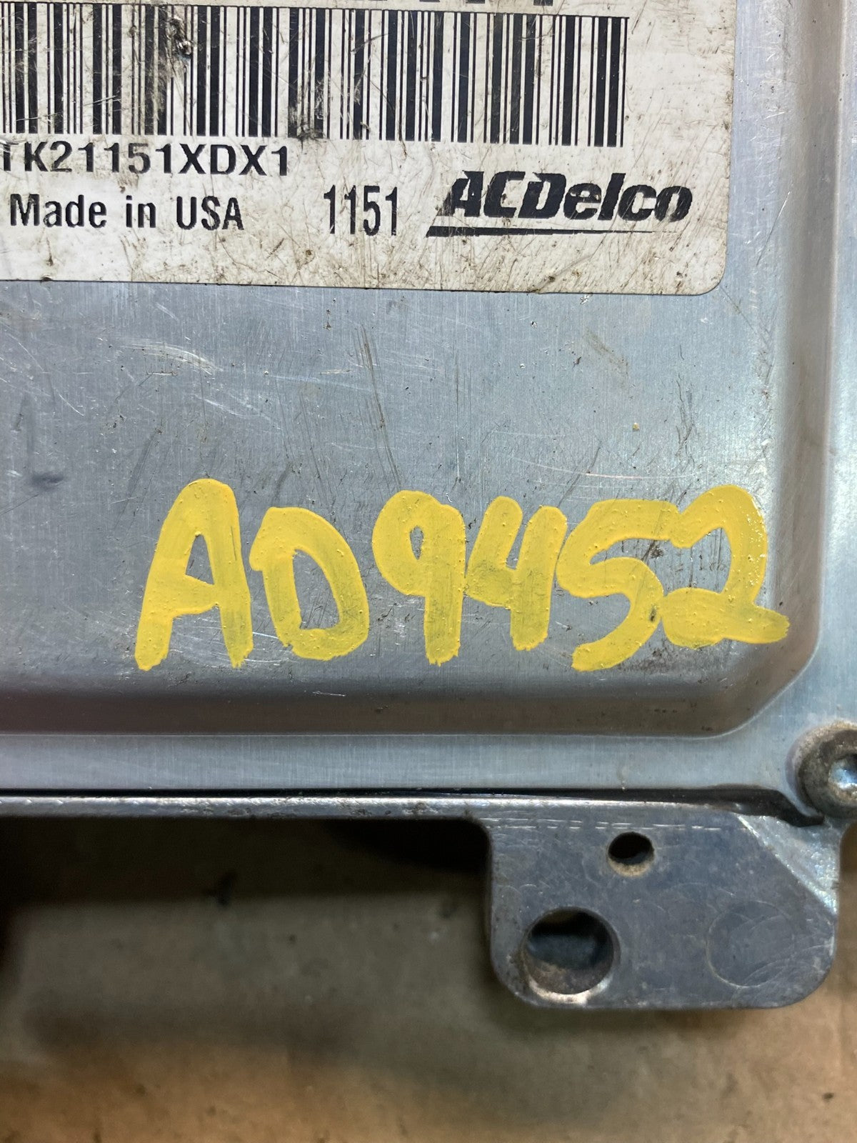 2010 to 2013 Chevrolet Silverado Yukon Engine Control Module ECM ECU AD9452 DG3