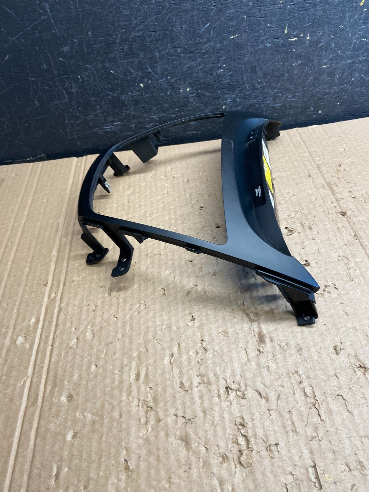 2014-2016 Hyundai Elantra Center Radio Climate Control Air Vent Bezel AF6435 DW2