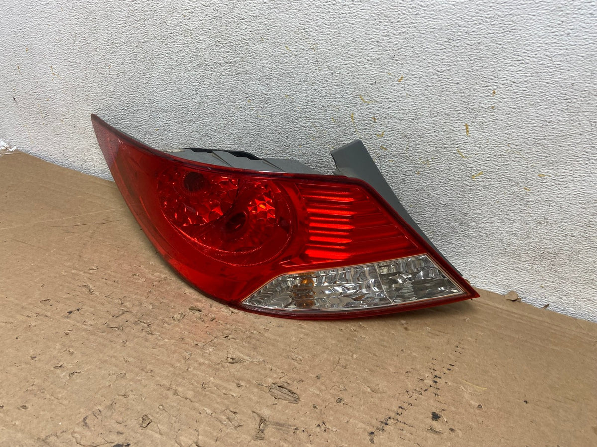 2012 2013 2014 Hyundai Accent Left Driver LH Side Tail Light AH9176 LK2