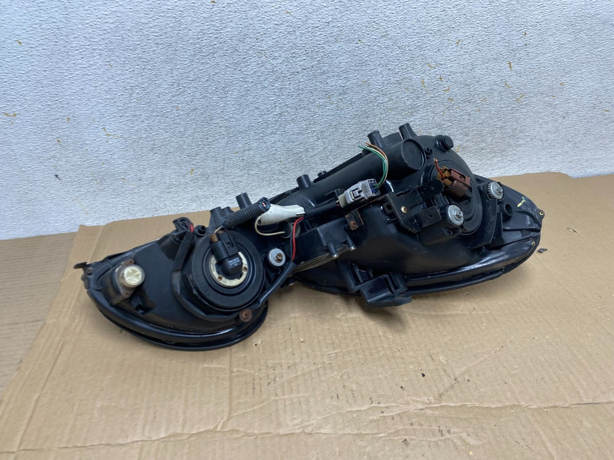 2001 to 2005 Lexus GS430 Gs300 Left Driver Lh Headlight Halogen AI1183 DW7