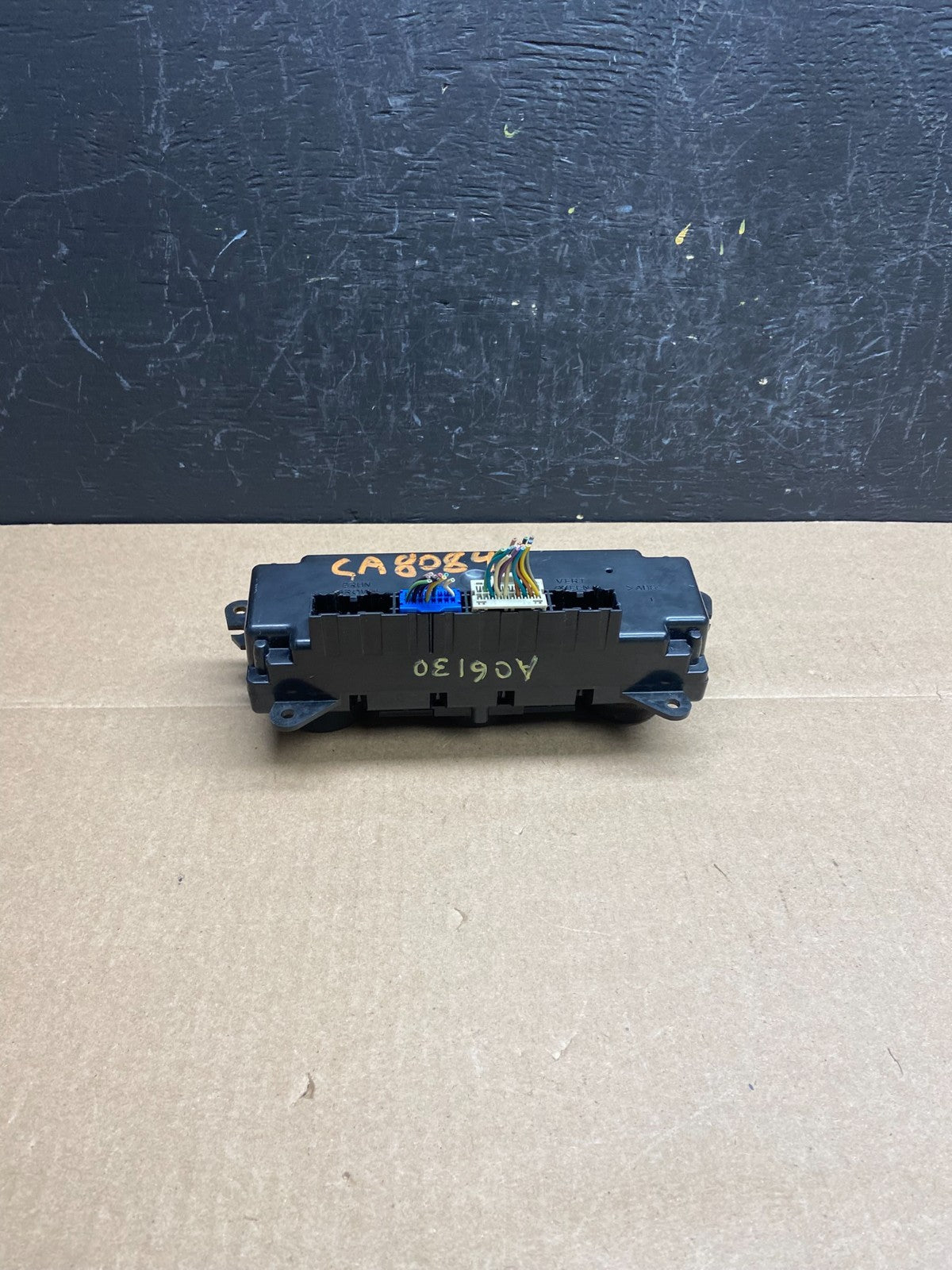 2007 to 2009 Chevrolet Equinox A/C Heater  Climate Control Panel Bezel AC6130 DG4