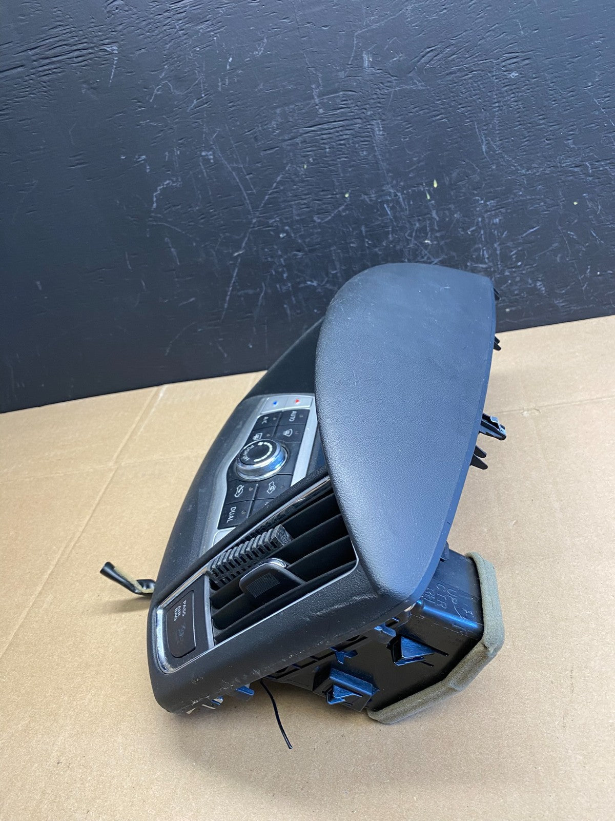 2009-2014 Nissan Maxima Center Console Climate Control Radio Bezel OEM AB9169 DG2