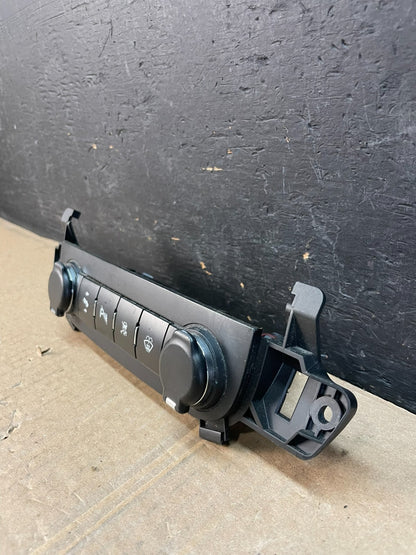 2007 - 2014 Chevrolet Tahoe Yukon Pedal Traction Control Switch OEM AC4935 DG2