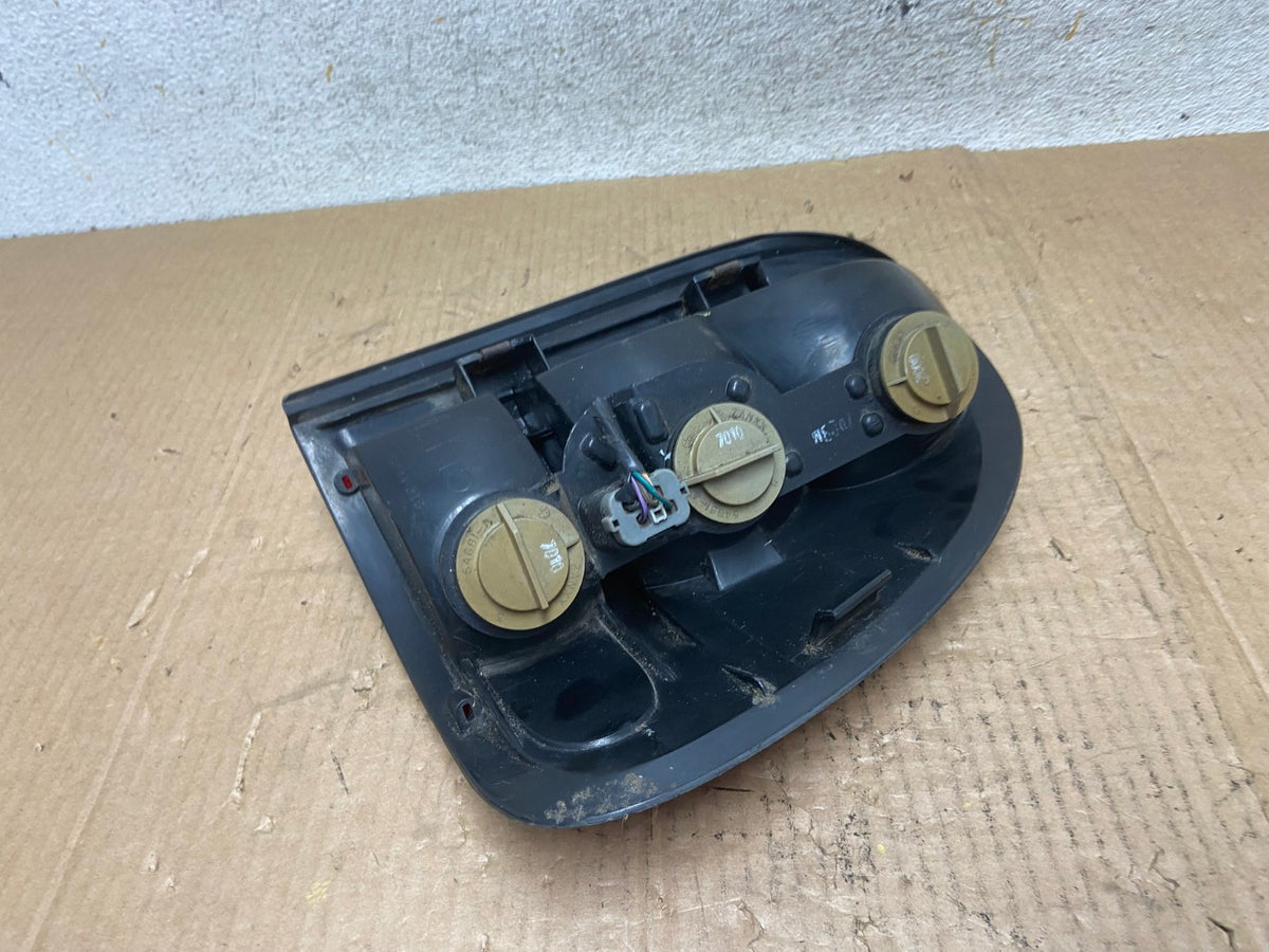 1998 to 2003 Dodge Durango Tail Light Left Driver LH Side AI6822 LK5