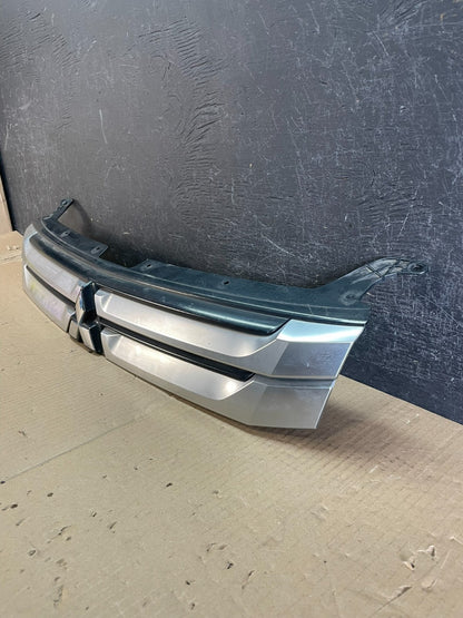 2014 2015 Mitsubishi Outlander Front Upper Grill Grille AE3681 DG1