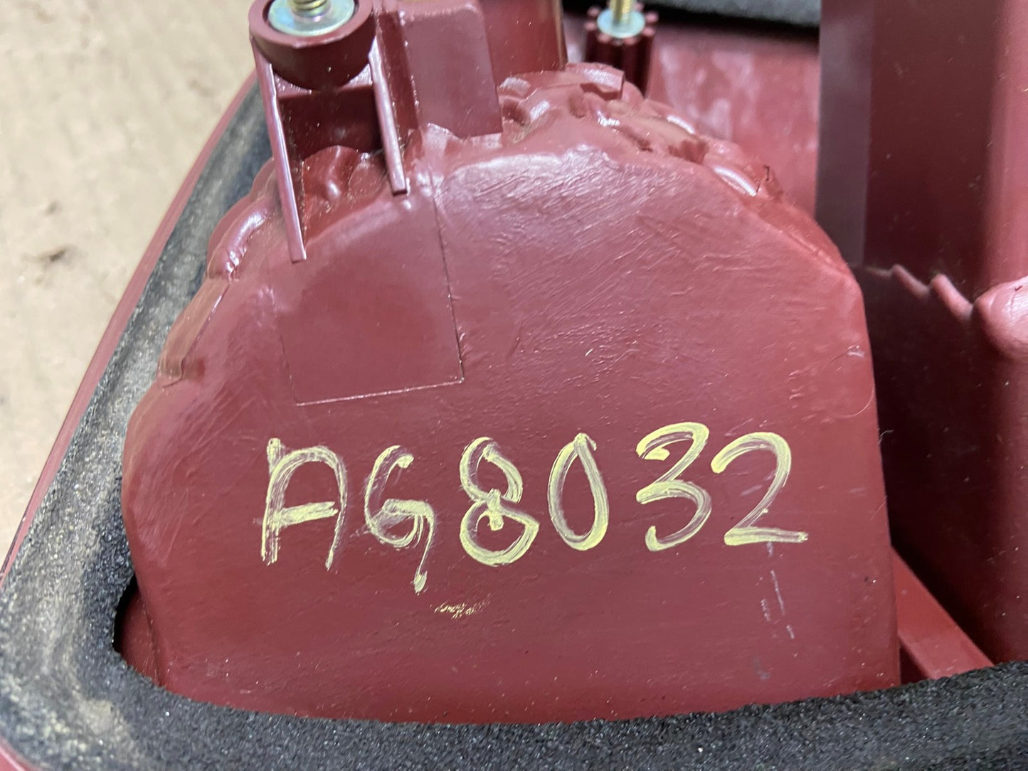 2004 2005 Toyota RAV4 Left Driver LH Side Tail Light AG8032 LK7