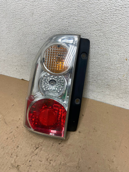 2004 2005 2006 Suzuki XL-7 Vitara Left Driver Side Tail Light AG4428 LK1