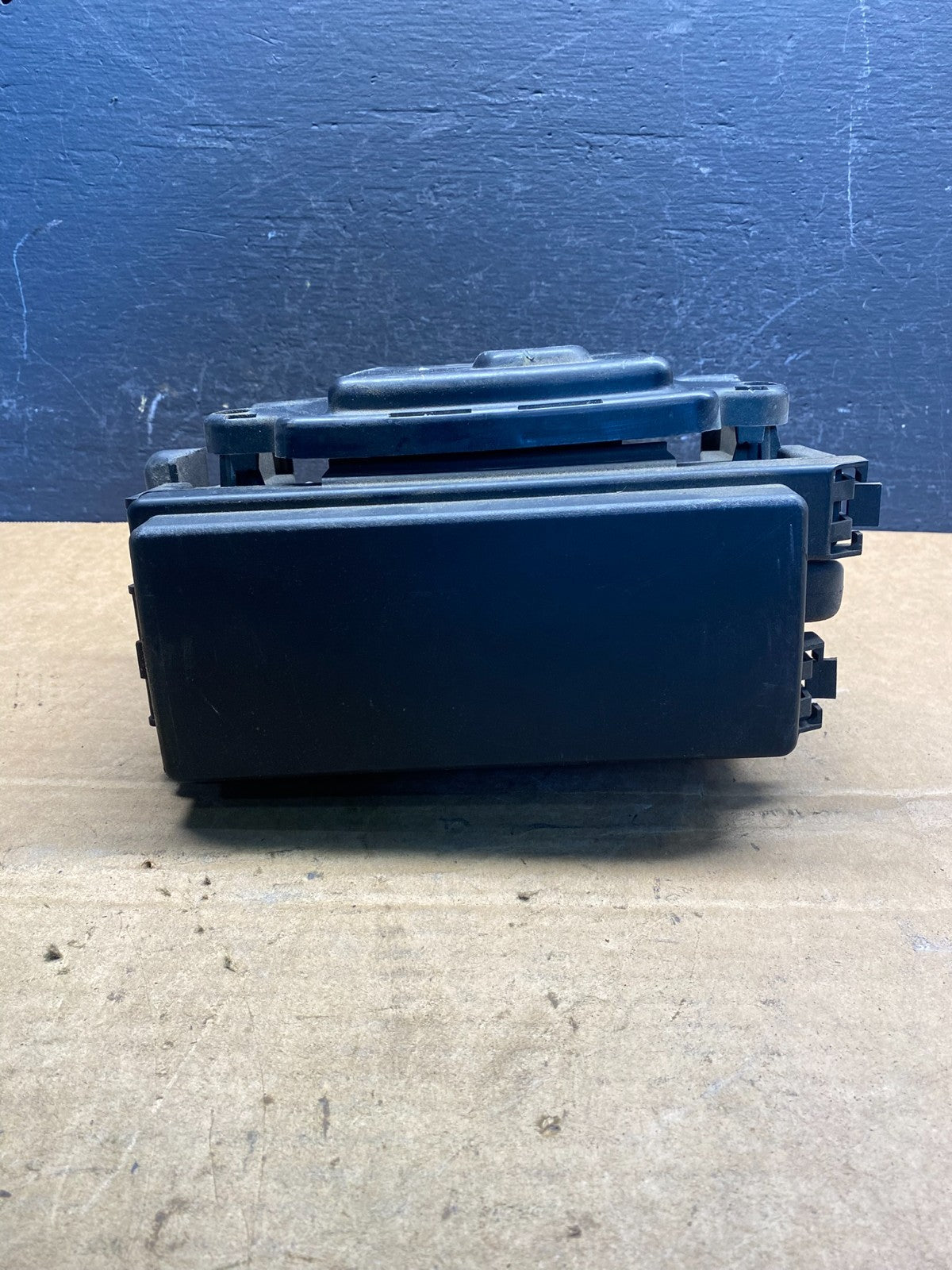 2005 Jeep Grand Cherokee BMC Body Module Power Fuse Box Relay AD7398 DG5