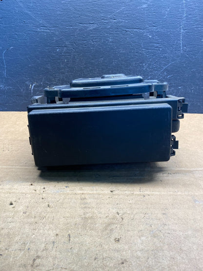 2005 Jeep Grand Cherokee BMC Body Module Power Fuse Box Relay AD7398 DG5