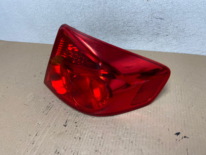 2005 to 2006 Infiniti G35 Right Passenger Side Tail Light AF5886 LK1