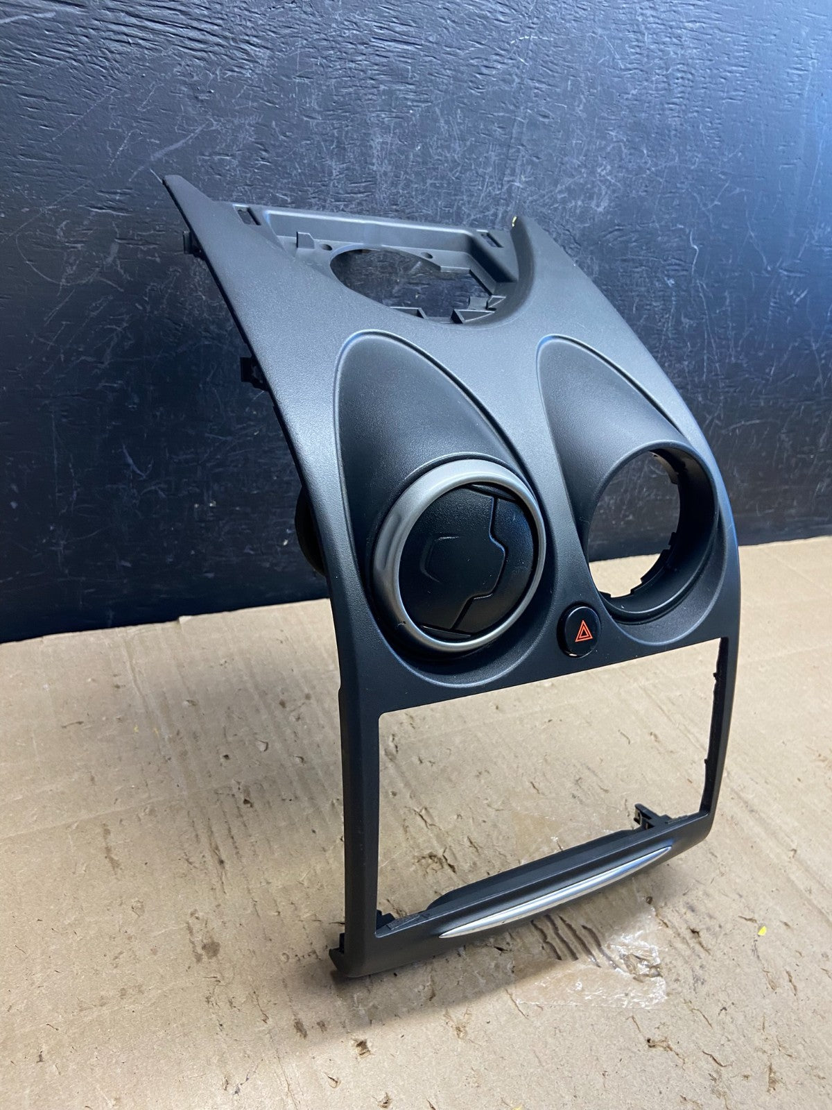 2011 2012 2013 Nissan Rogue Dash Upper Center Radio Bezel Trim AE1980 DG2