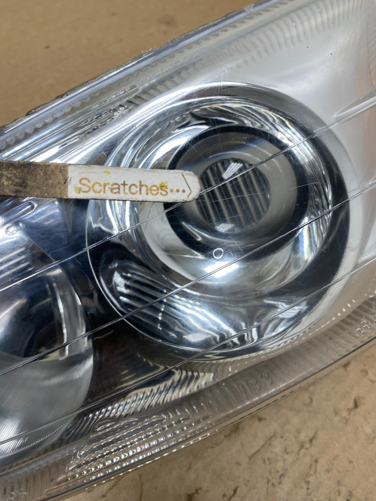 1999 - 2006 GMC Sierra Left Driver LH Halogen Headlight AJ2313 DW3