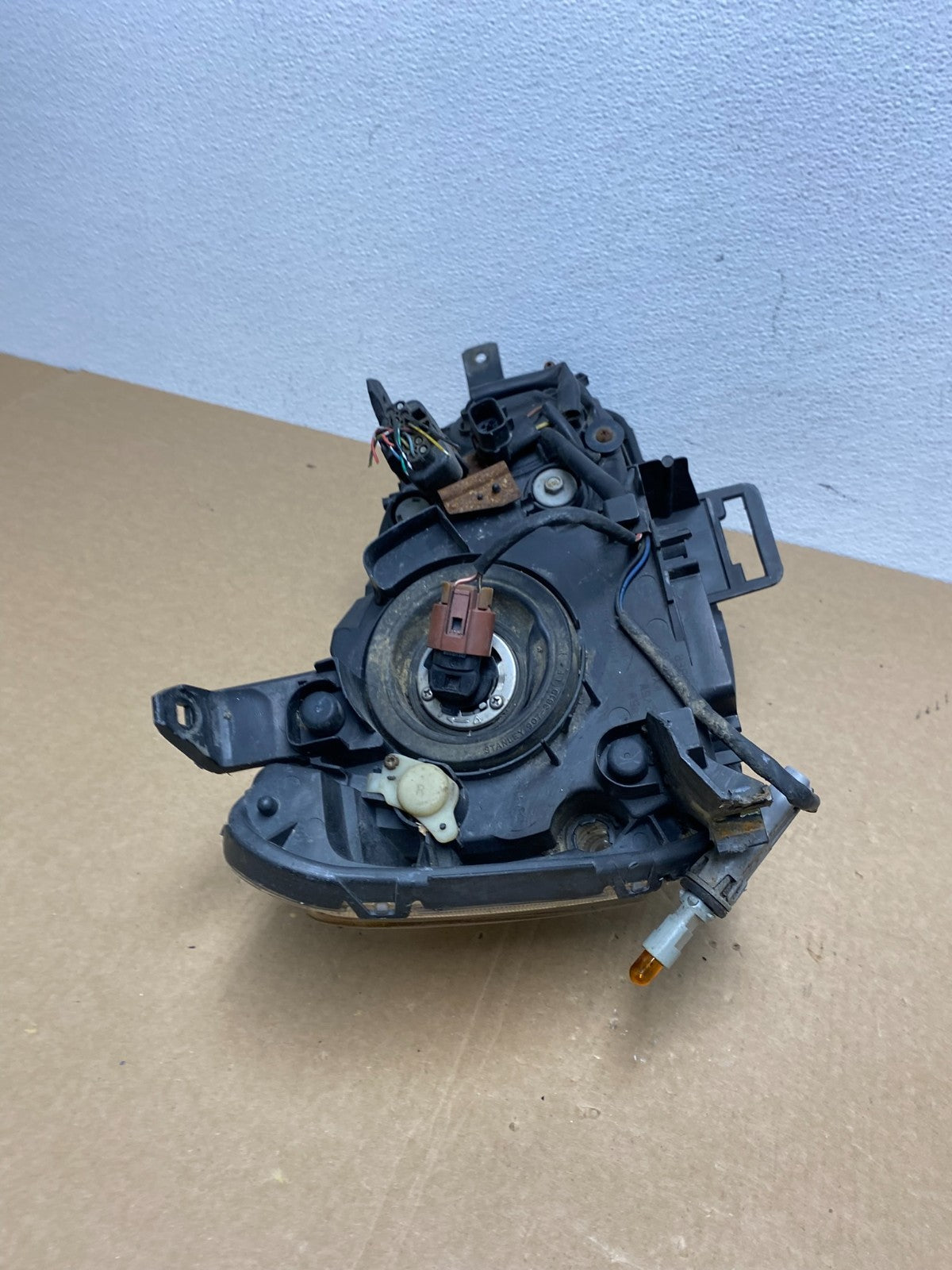 2010-2013 Mitsubishi Lancer Left Driver LH Side Headlight Halogen AB9985 DW9