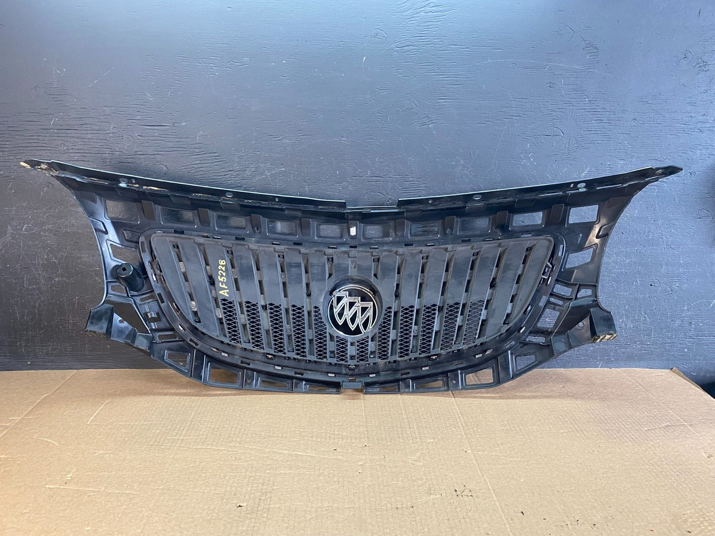 2011 2012 2013 Buick Regal Front Upper Grill Grille AF5228 DW3